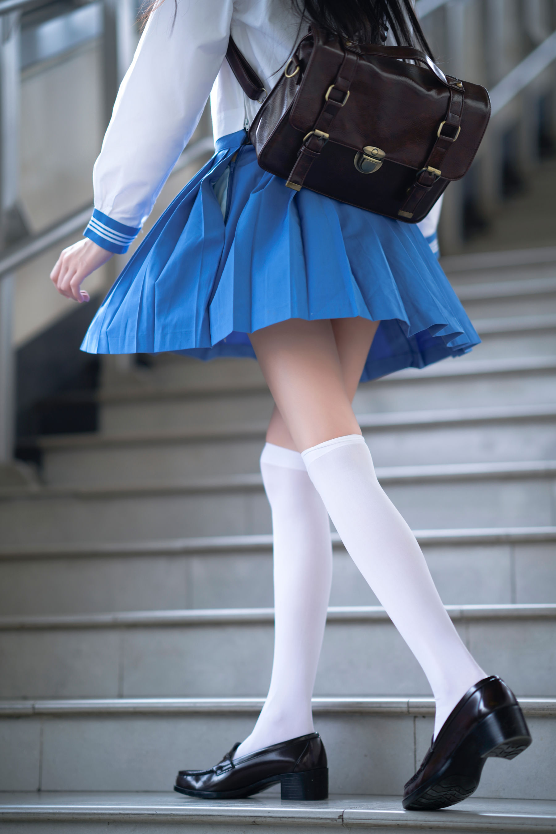 桜桃喵 - 地铁JK  第12张